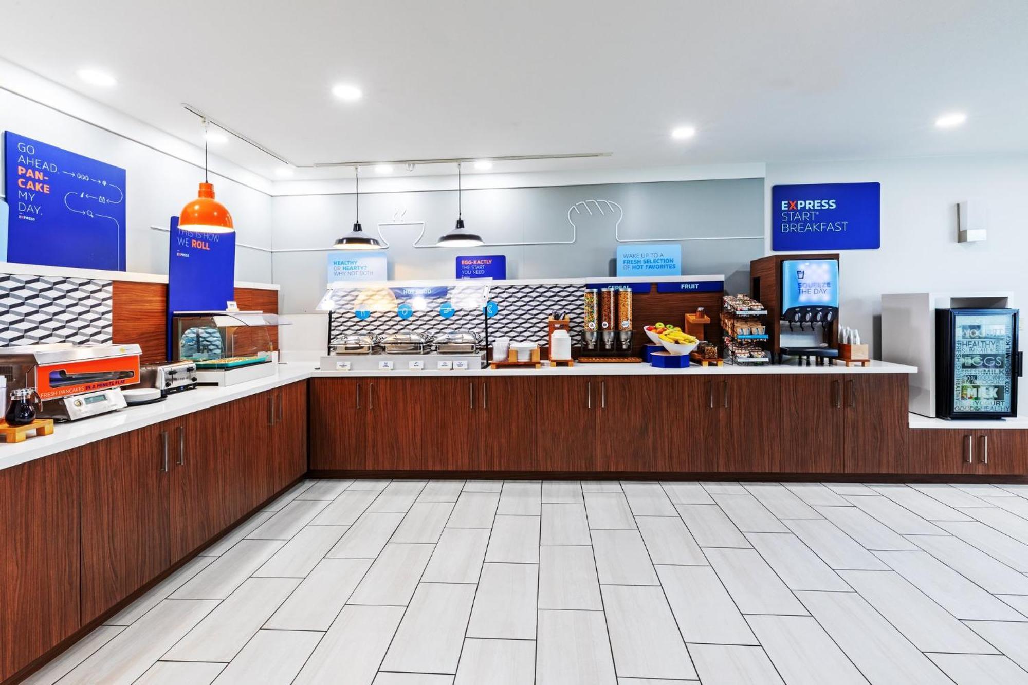 Holiday Inn Express Harvey-Marrero By Ihg Exterior foto